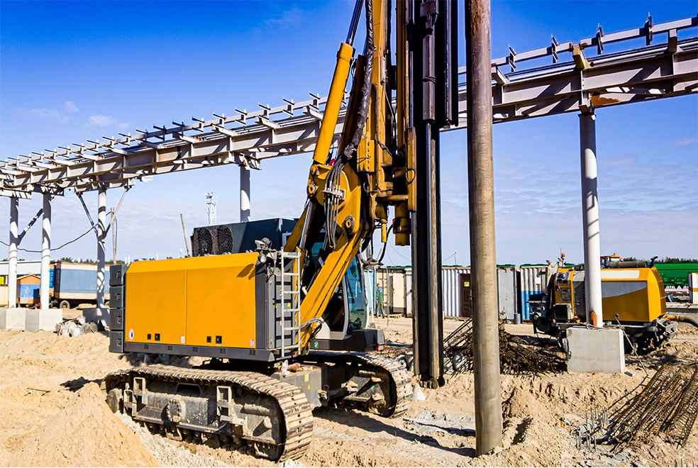Pile driving rig Hire Camden